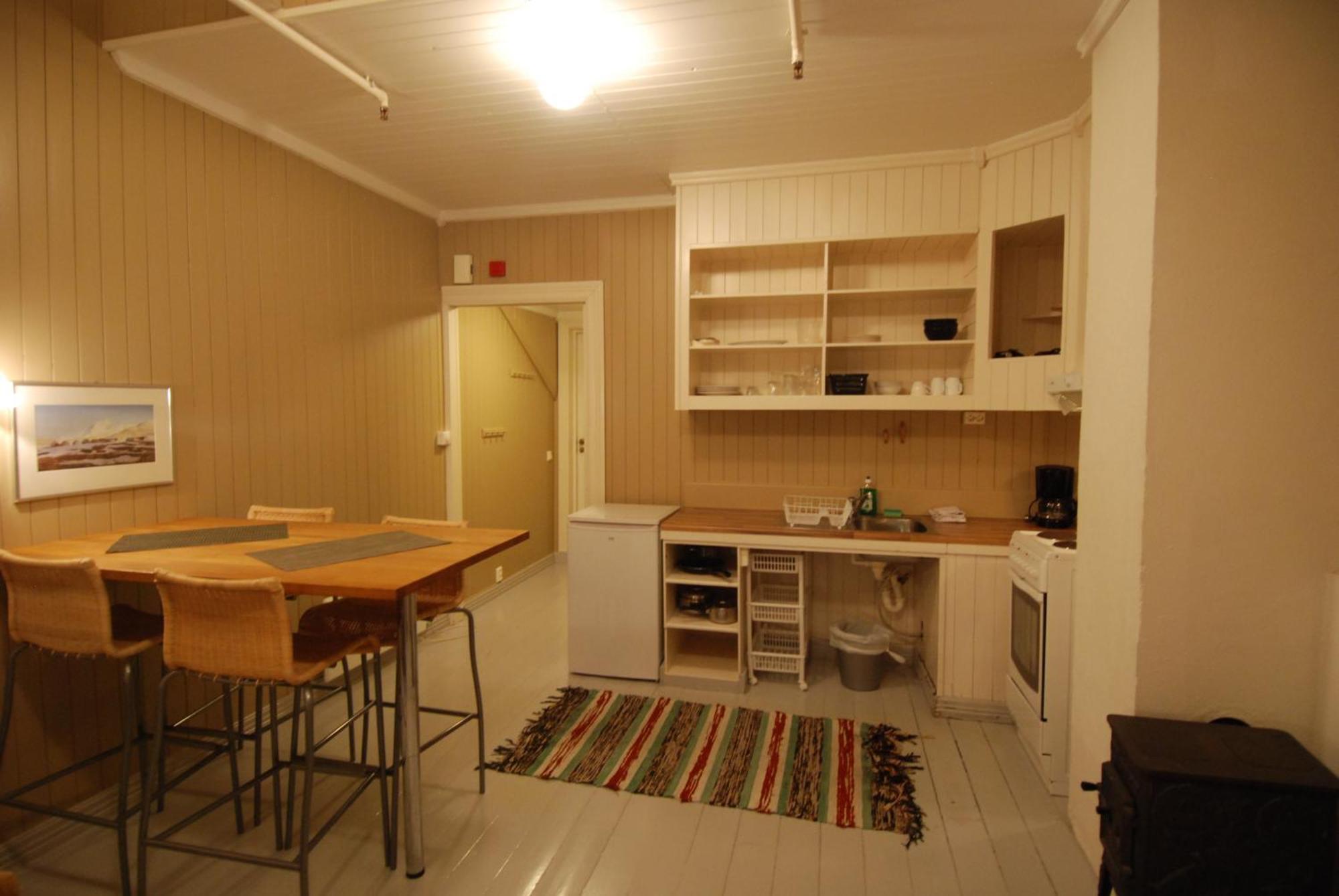 Tyskhella Rorbuer Apartment Kabelvag Bagian luar foto