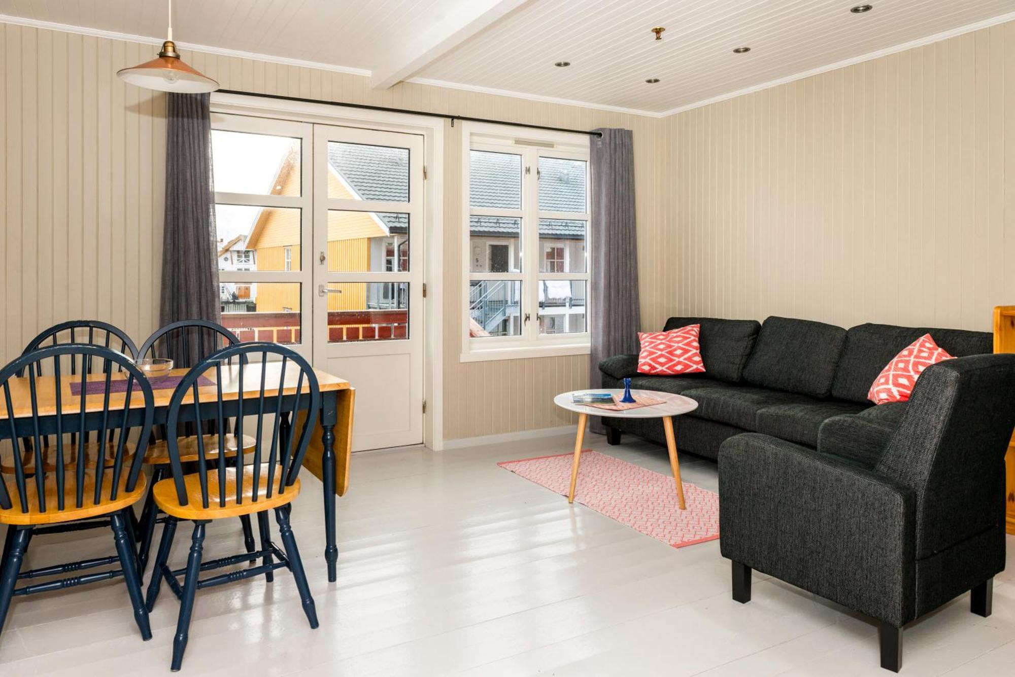Tyskhella Rorbuer Apartment Kabelvag Bagian luar foto